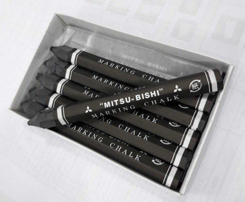 Phấn sáp viết lên kim loại Uni Mitsubishi Marking Chalk 1830 black