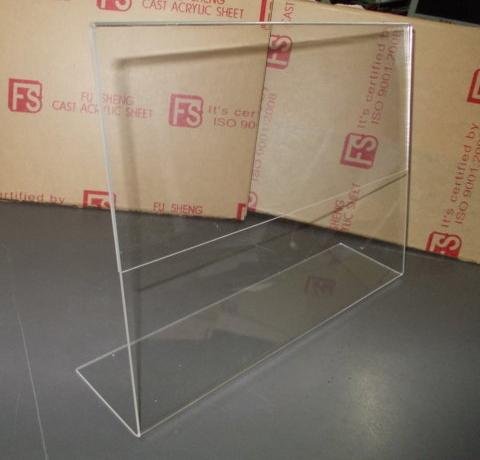 Kệ mica để giấy 1 mặt ACRYLIC HOLDER